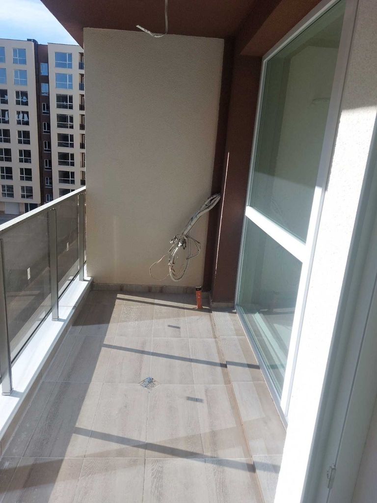 Продава се Двустаен апартамент в Пловдив, Кючук Париж - 74 кв.м за 1095 €/кв.м - Снимка #2