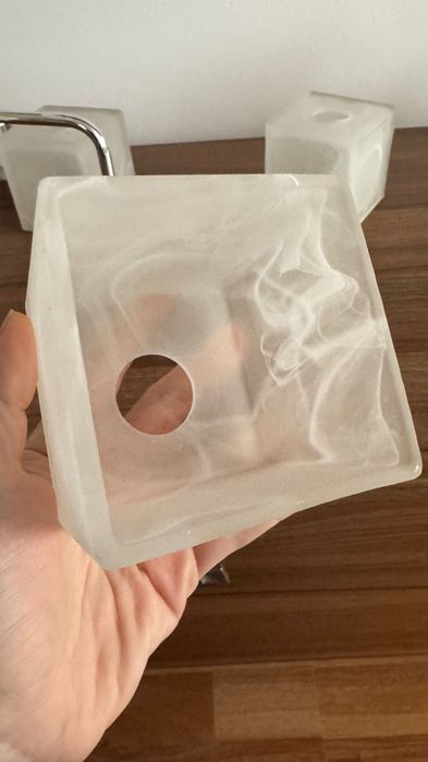 Lustra cu 3 brate in stare foarte buna