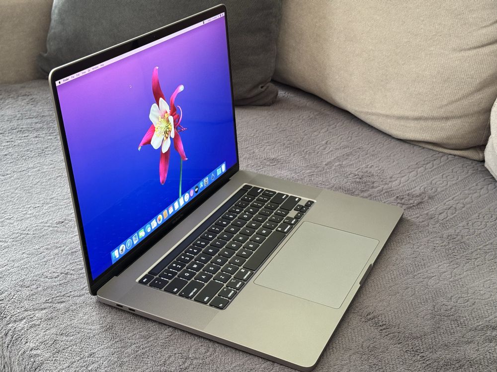 Чисто Нов*64GB Ram* 16'Macbook Pro 16 2019/i7-9750H/512GB SSD/5300M