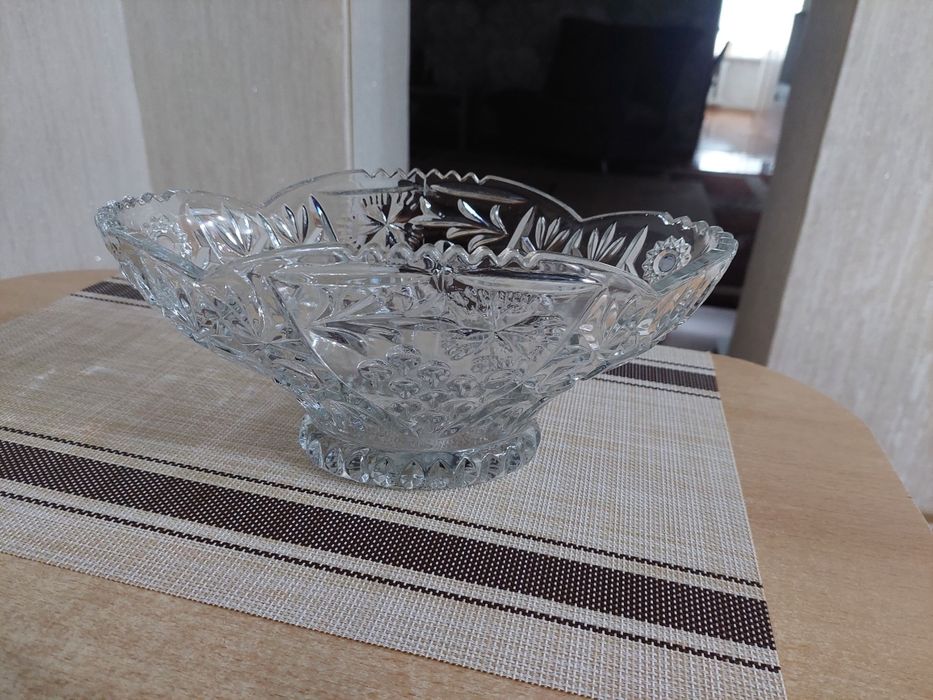 Продам посуду,салатники