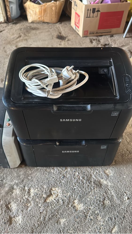 Продам принтер Samsung ML 1665 Есть доставка.установка