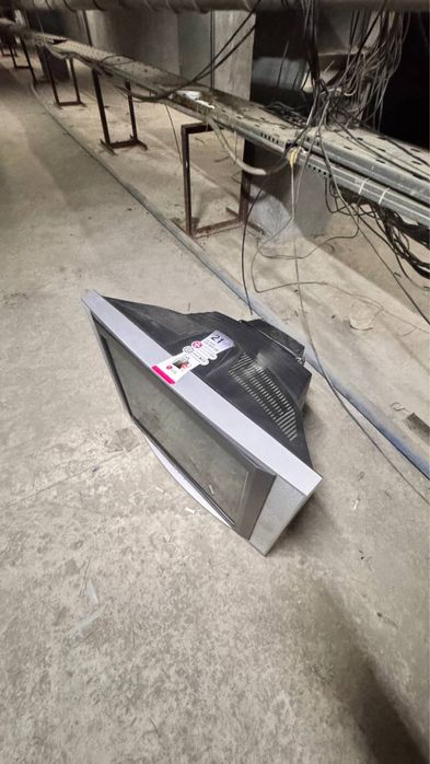LG telivizor sotladi
