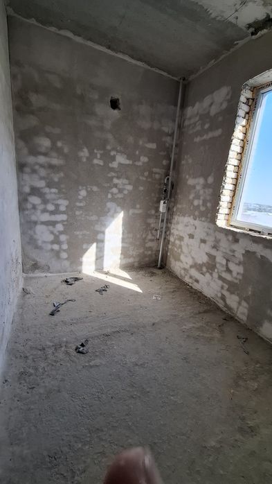 48 КМ 1 хонали квартира сотилади
