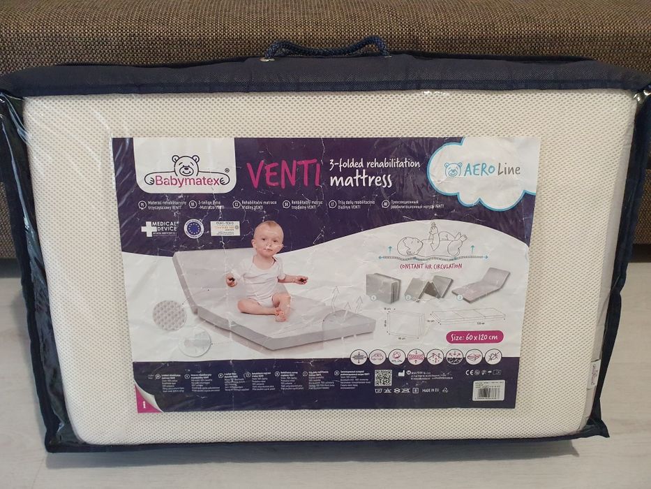 Patut pliabil bebe cu saltea si cearcaf