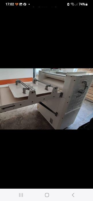 Mașina formatoare cu 4 cilindri de modelat