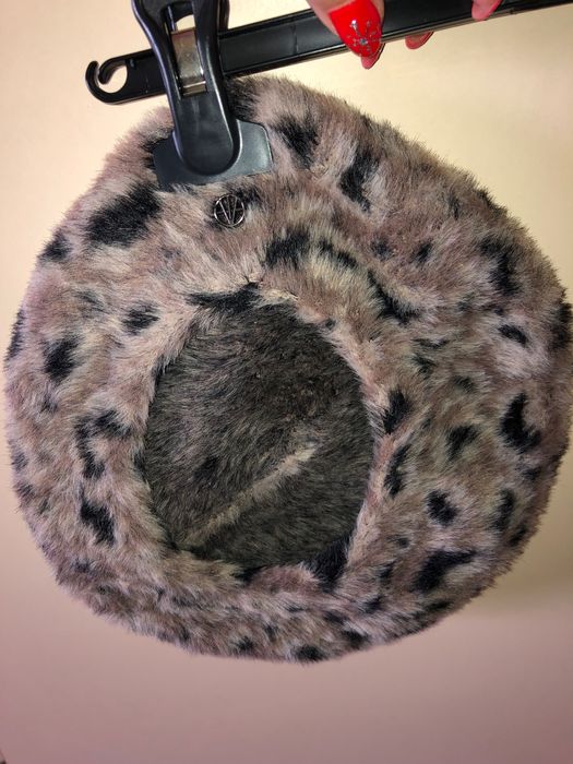 Beretă noua  Loevenick