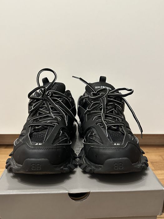 Balenciaga track LED