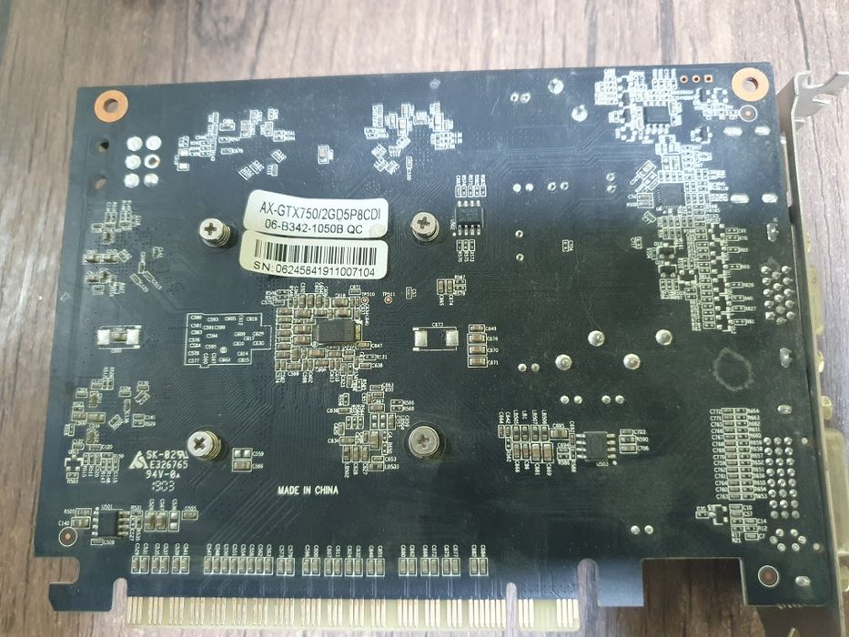 H61+i5 2400,ddr3 8gb,gtx750 2gb,ssd 120gb