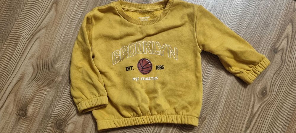 Set bluza si pantaloni bebe marime 80