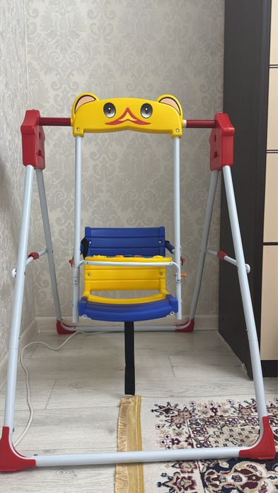 Качеля почти новая