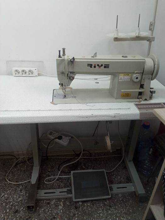 Швейная машинка по коже,