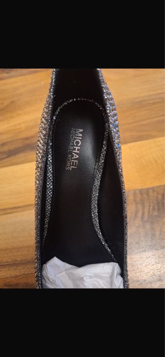 Pantofi de dama cu toc