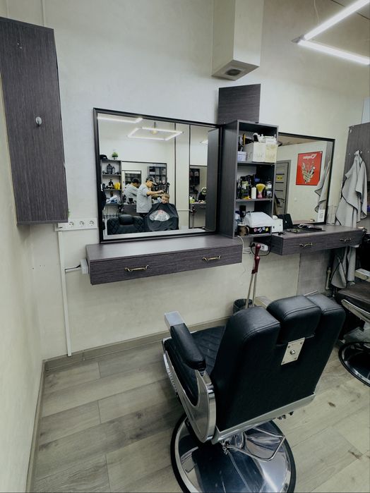 Кресло в аренду барбершоп,оплата в день или почасовая