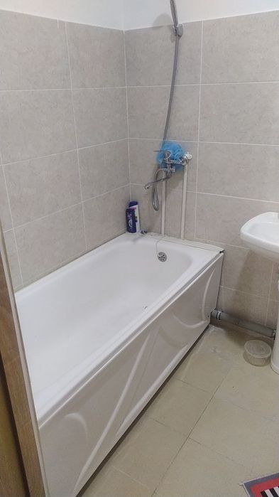 2 xonali kv ijaraga beriladi.