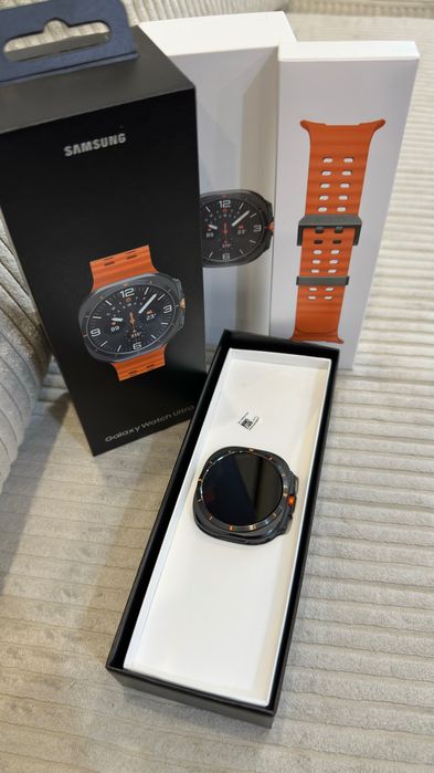 Samsung galaxy watch ultra Смарт часовник