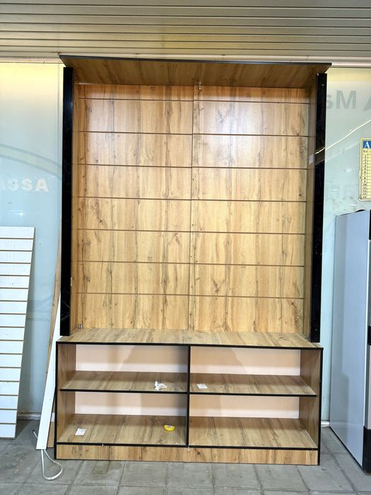 Срочно. Таер мебель сотилади.Телефон аксессуар, парфюм дуконлар учун.