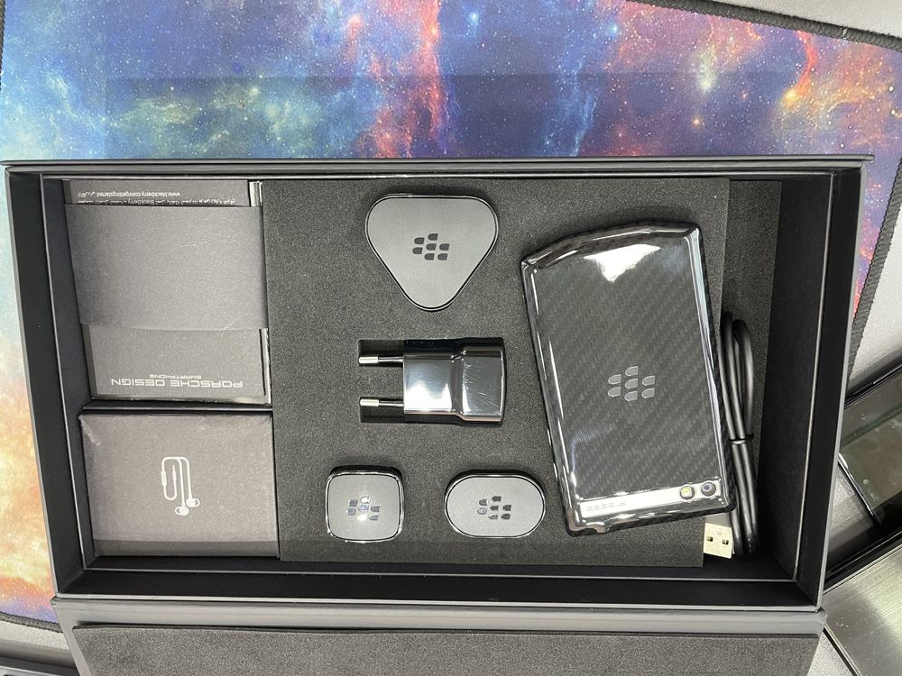 Blackberry P9983 Porsche design. Gsm