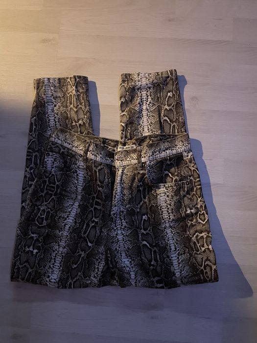 Pantaloni dama, diferite modele