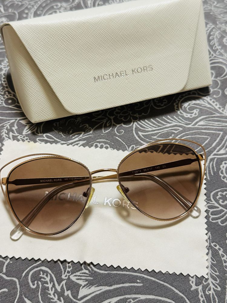 Слънчеви очила Michael Kors. Чисто нови.