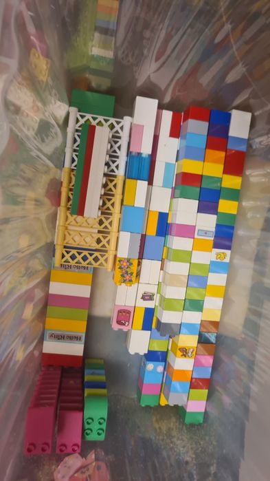 LEGO DUPLO peste 500 piese 7 seturi plus multe alte piese