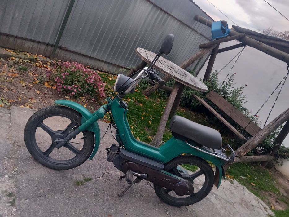 Vand piaghio în stare foarte bună de funcționare