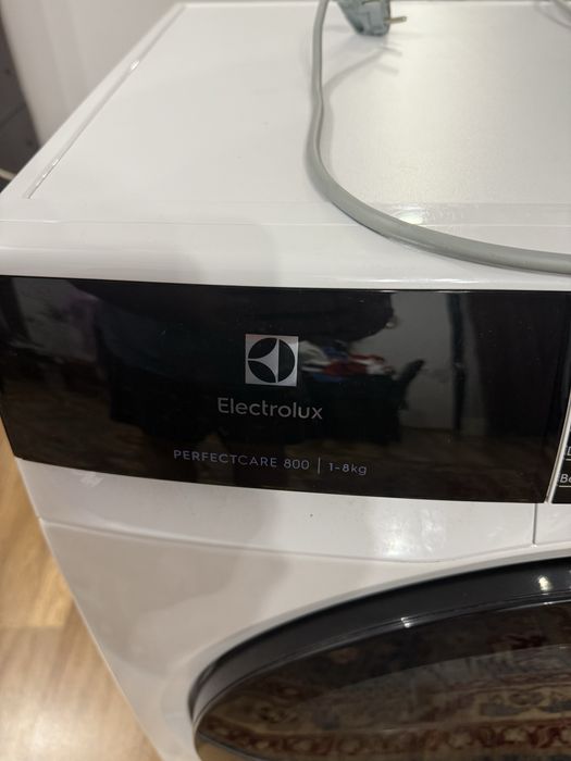 Uscator de rufe Electrolux Perfect Care800 1-8kg