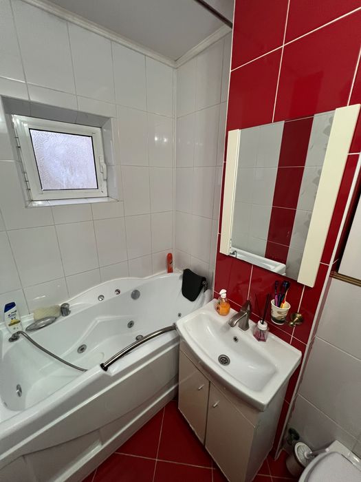 Închiriere apartament 3 camere – Craiovița Nouă, Craiova