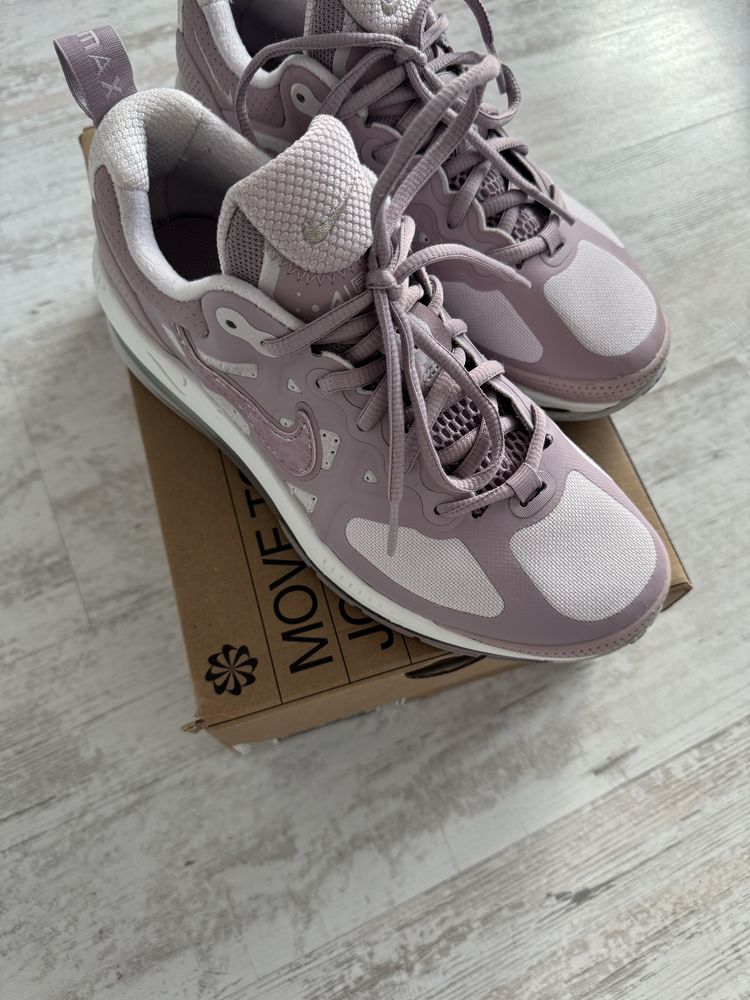Дамски маратонки Nike air max Genome размер 38,5