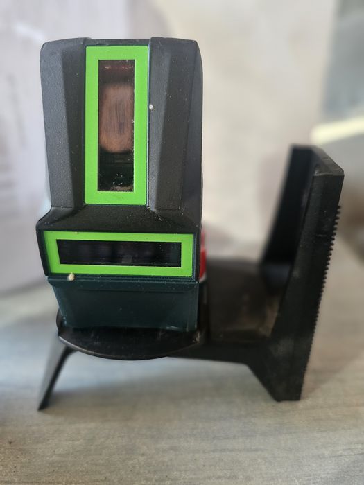 Bosch profesional GCL 2-15 G