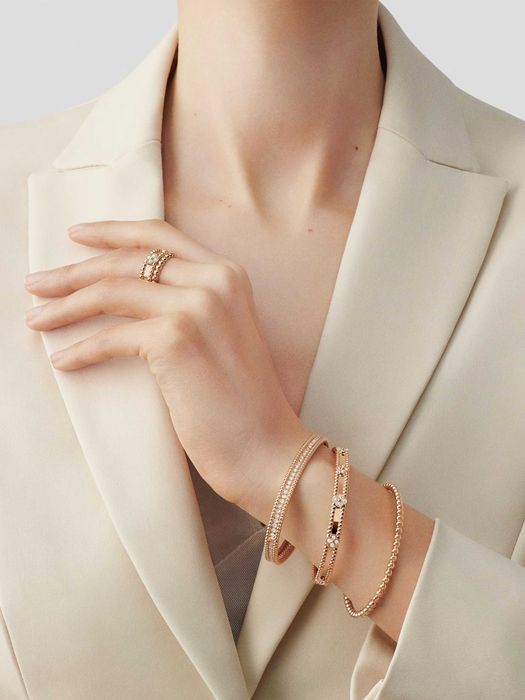 Van Cleef & Arpels VCA Rose Gold Diamond Sweet Perlée Дамска Гривна