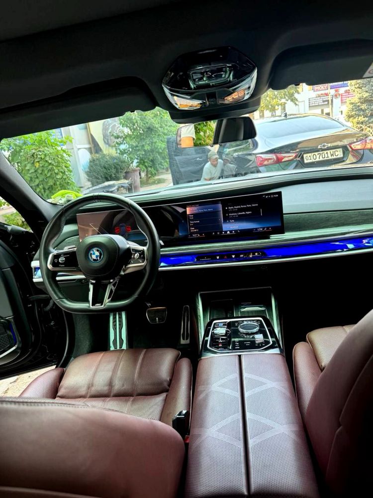 BMW i7 50L Leading eDrive 2023