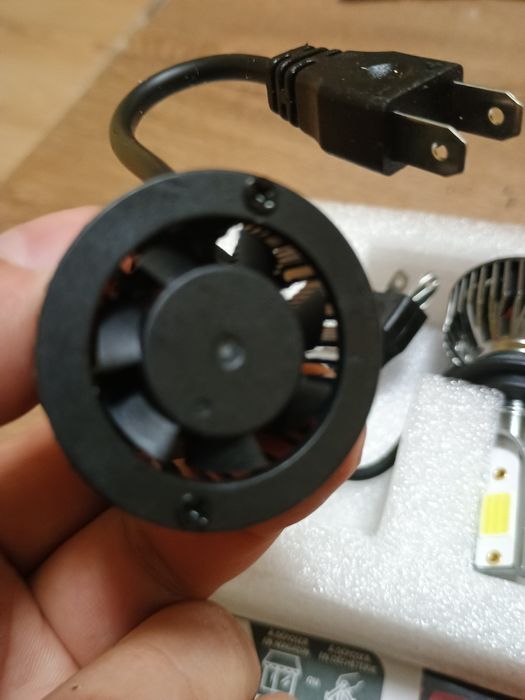 H7 LED. крушки за кола