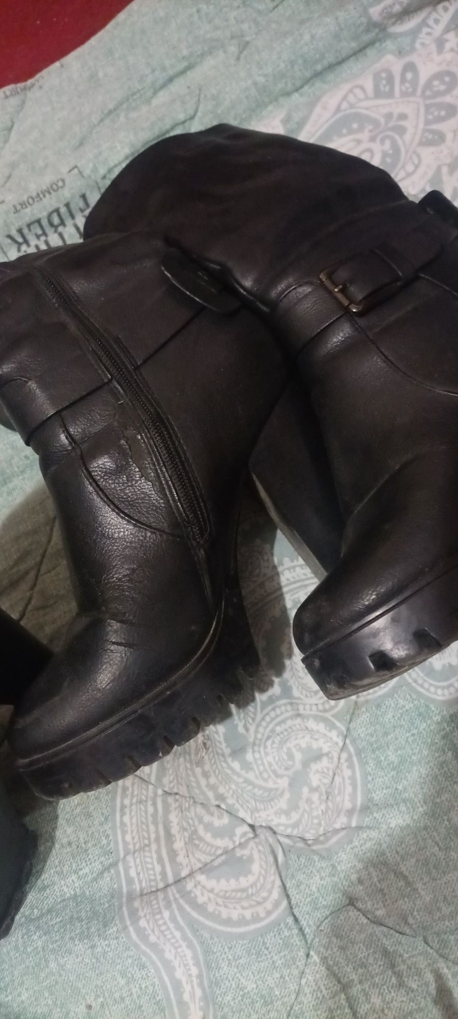 Oyoq kiyimlar 35-36 razmer