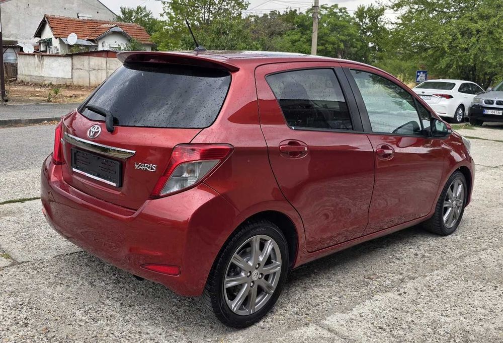 Toyota Yaris 1.4 D4D $ ПАНОРАМА $ NAVI $ Камера $ Кожа $