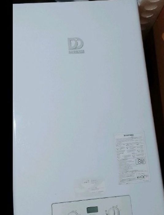 Мощтен 24 kw проточен газов бойлер на пропан бутан