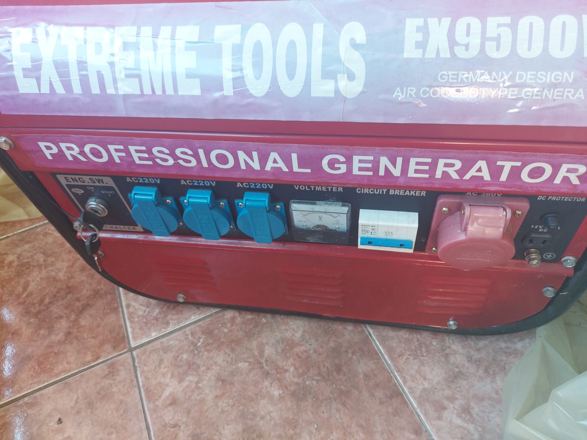 Generator de curent electric de 2 KW monofazat în perfecta