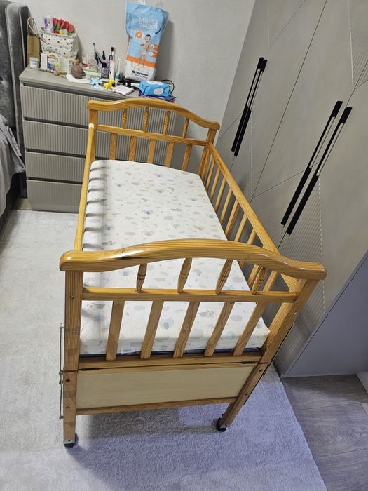 Продам детскую кровать
