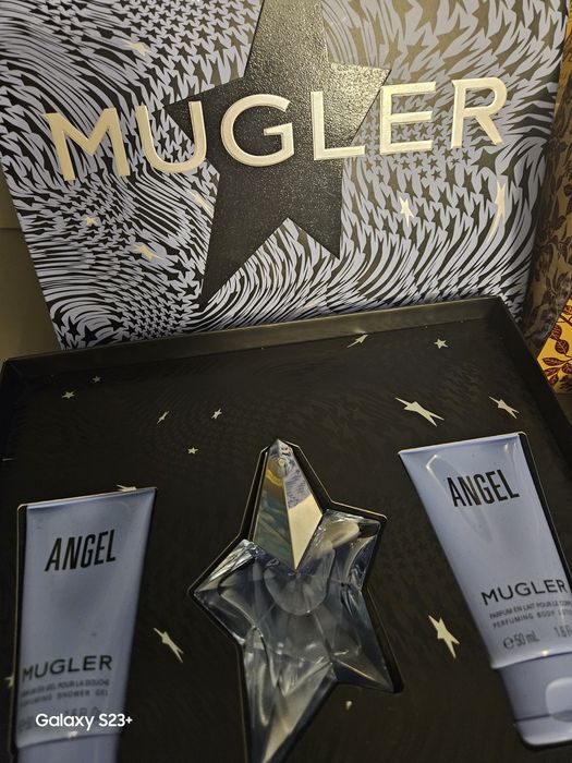 Продам парфюмерный набор Mugler