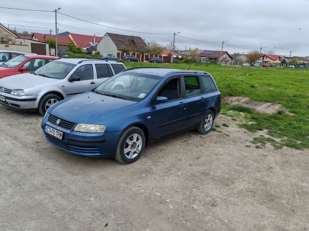 Fiat stylo 1.9 jtd 899  e .