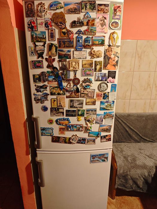 Vând combina frigorifica arctic