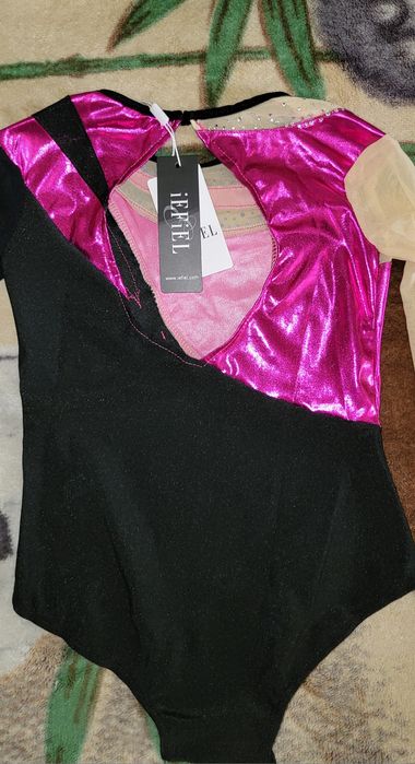 Гимнастический купальник брендовский новый