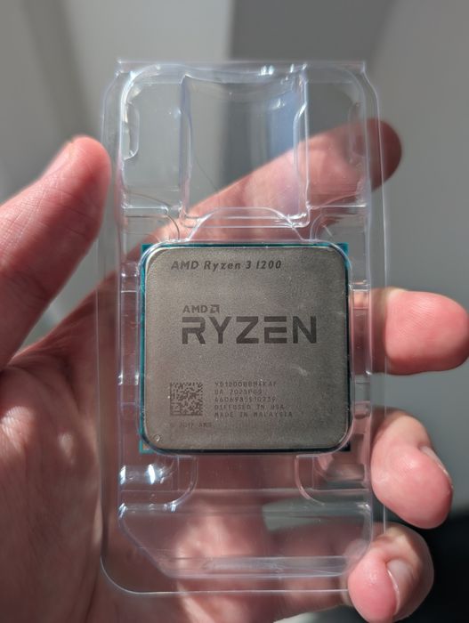 Ryzen 3 1200 3.2 - 3.4