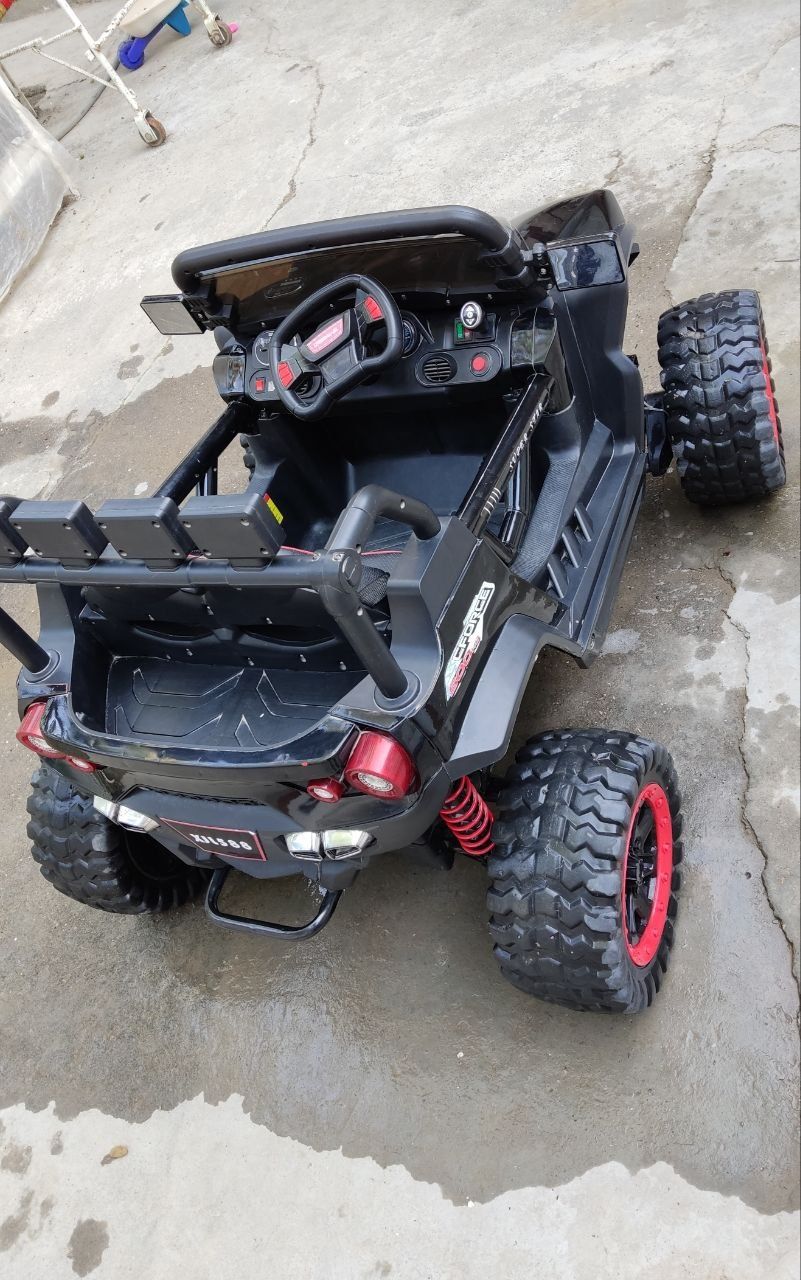 Детиский машина jeep