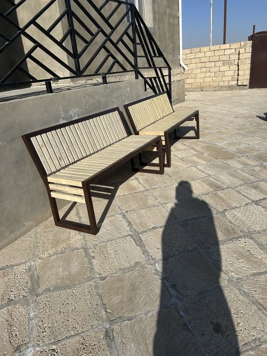 Скамейка сатылады 25000 мың теңге екеуін алсаң 45000 мың теңгеге болад