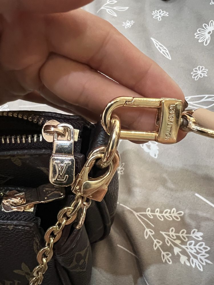 Louis Vuitton чанта