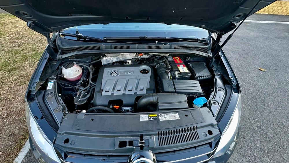 Vând Volkswagen Sharan 2013, motor 2.0 TDI