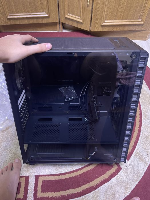 Vand carcasa NJOY cu 6 ventilatoare iluminate