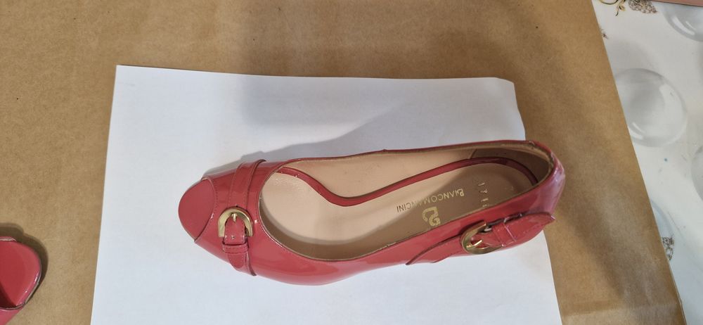 Туфли из нат кожи, новые, классика, снаружи и внутри кожа