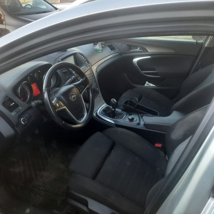 Opel Insigna de vânzara