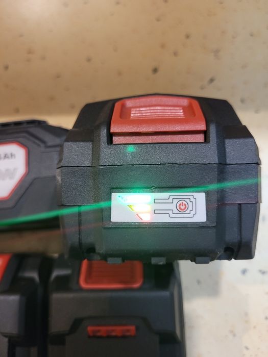 Батерия Raider (Райдер) 20 Волта 4 амперчаса PRO systems